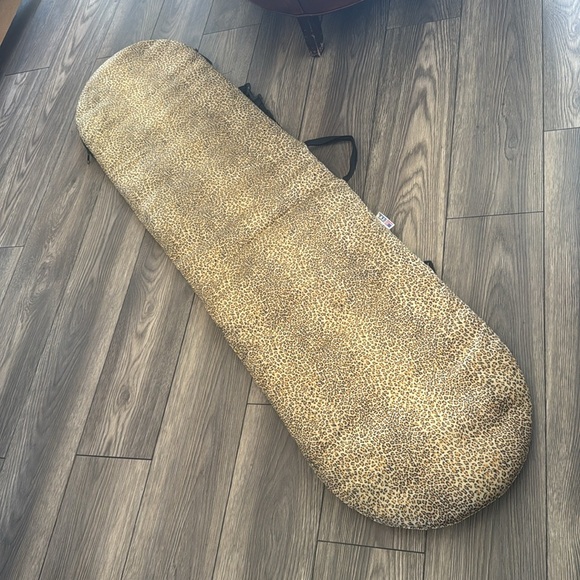 Black Flys Leopard Print Snowboard Bag made is the USA - Picture 6 of 10